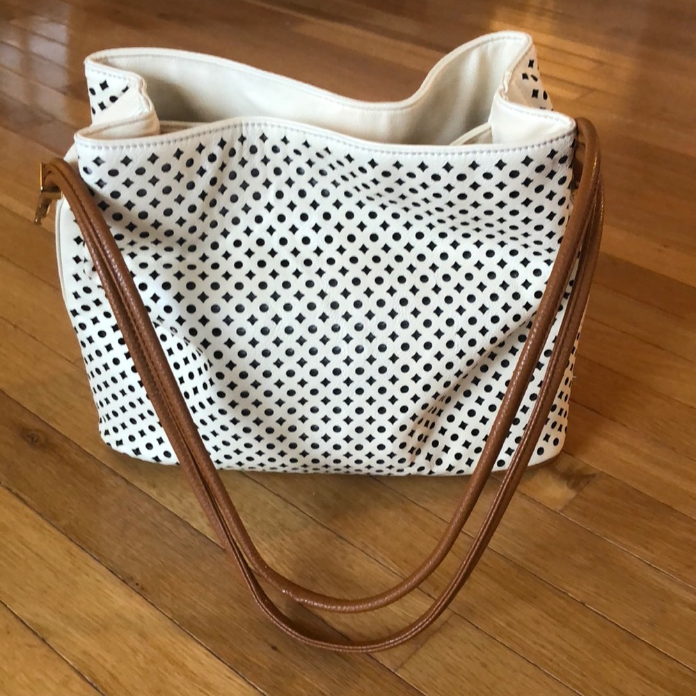 Samoe Style Convertible Handle Bucket Bag
